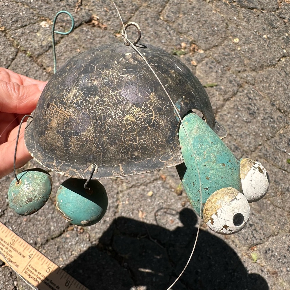 Vintage Unique Artisan Made Metal Turtle Hanging Garden Decor bobble head & legs - Picture 9 of 10
